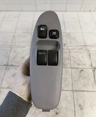 Nissan Almera Tino Electric window control switch 80961BU200