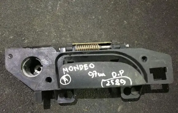 Ford Mondeo MK II Front door exterior handle