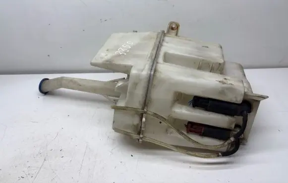 Toyota Corolla E120 E130 Windshield washer fluid reservoir/tank E11001185