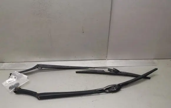 KIA Ceed Front wiper blade arm F00S51F046 F00S51F047