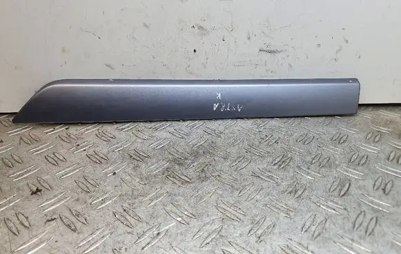 Opel Astra H Rear fender molding trim 13208257