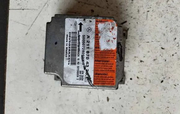 Mercedes-Benz E W211 Airbag control unit/module A2118704326