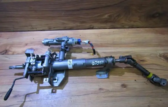 KIA Magentis Steering wheel axle