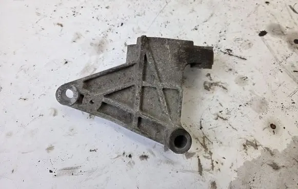 Saab 9-3 Ver2 Power steering pump mounting bracket 55354828