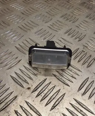 Toyota Avensis T270 Number plate light