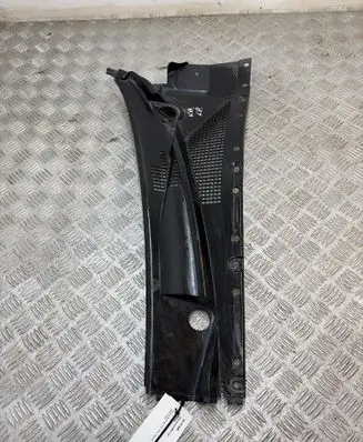 KIA Sorento Wiper trim 861513E000