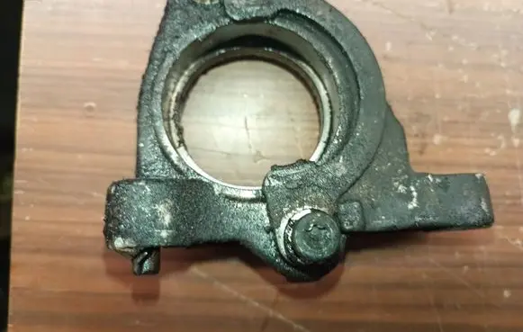 Peugeot 607 Driveshaft support bearing bracket 9651147980