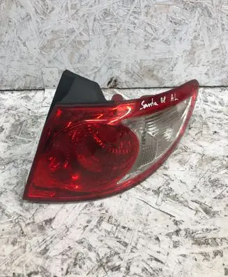 Hyundai Santa Fe Rear/tail lights 924022B000