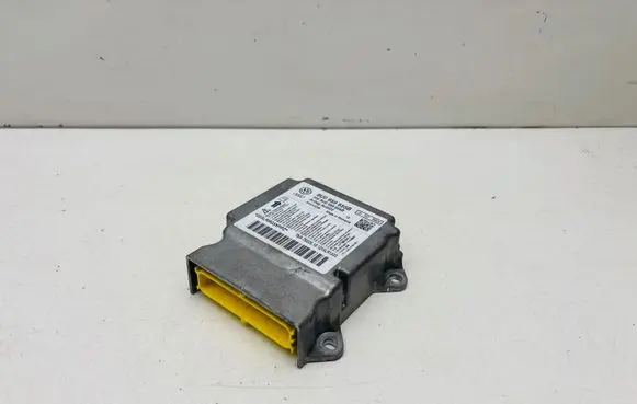 Audi Q3 8U Airbag control unit/module 8U0959655B 5WK44299