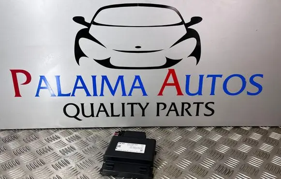 Audi A5 8T 8F Voltage converter/converter module 8K0959663