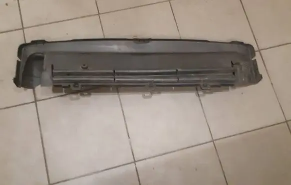Volkswagen Transporter - Caravelle T5 Bottom radiator support slam panel 7E0805962A MDN631801