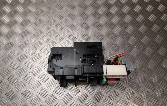 Mercedes-Benz SLK R172 Fuse box set A1729060105