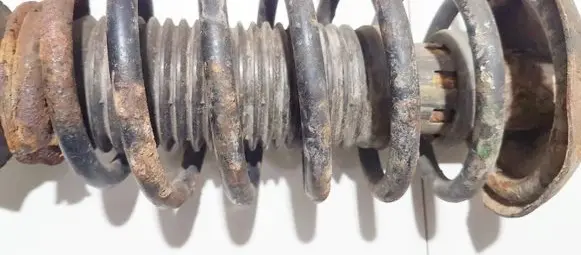 Volkswagen Golf III Front coil spring