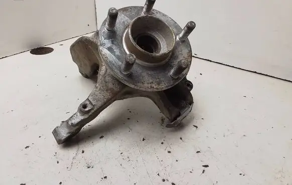 Ford Focus Front wheel hub 13805 3m513r170