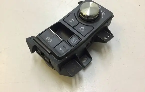 Lexus NX A set of switches 6641E98 6691B98 75H322