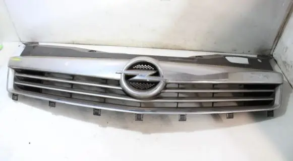 Opel Astra H Front grill