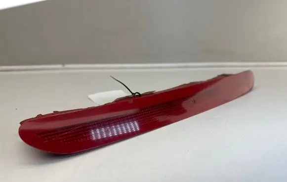Volkswagen PASSAT B6 Third/center stoplight 1K6945097A