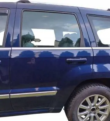 Jeep Grand Cherokee (WK) Rear door