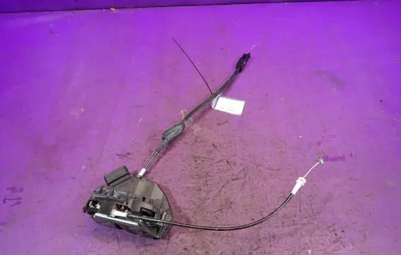 Ford Fiesta Front door lock 8A6AA21813AE