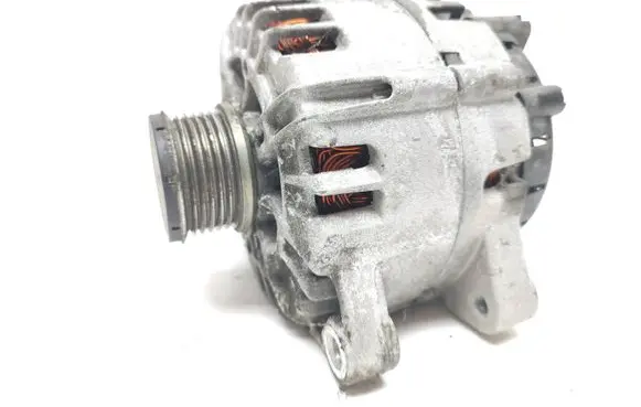 Citroen C3 Generator/alternator 9678048880 TG15C189 213618052