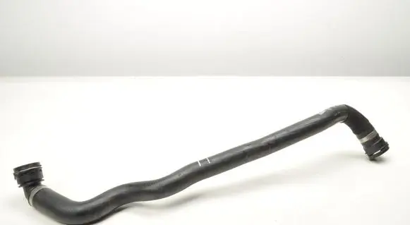 Volvo XC60 Engine coolant pipe/hose 32339122