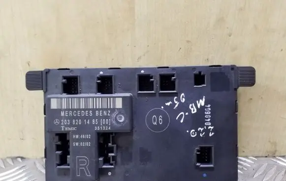 Mercedes-Benz C W203 Door control unit/module 2038201485