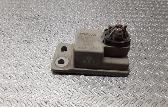 Toyota Avensis T250 Window wiper relay 8594205030