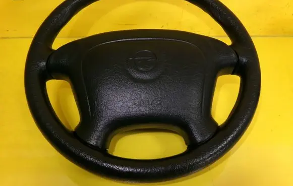 Opel Corsa B Steering wheel 4397108 90497159