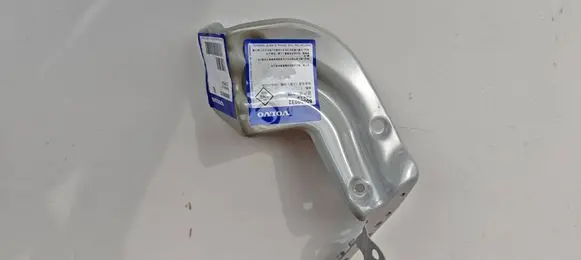 Volvo EX30 Fender mounting bracket 80009032