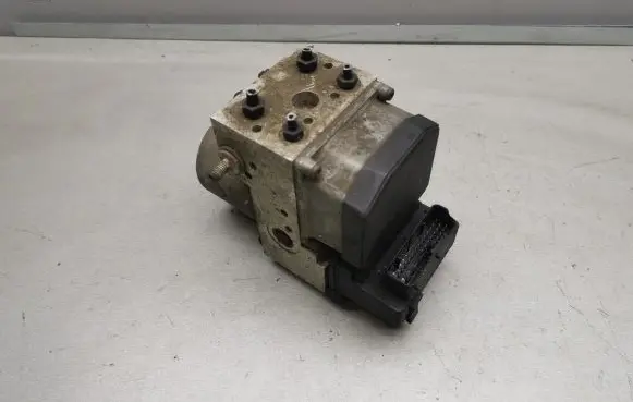 Audi A6 S6 C5 4B ABS Pump 0273004285 8E0614111C 0265220411