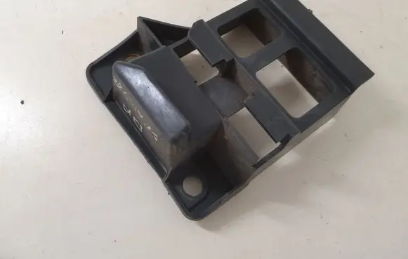 Mercedes-Benz Sprinter W906 Front bumper mounting bracket A9068850263