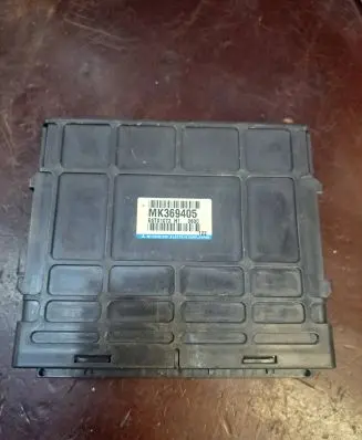 Mitsubishi Pajero Engine control unit/module MK369405 E6T01072 MK3694