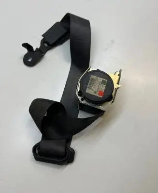 Opel Corsa E Rear seatbelt 617107600D 170606 0639