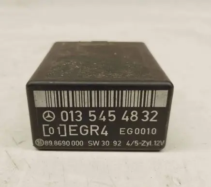 Mercedes-Benz E W124 Other relay 0135454832 A0135454832
