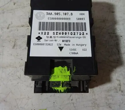 Volkswagen PASSAT CC Engine control unit/module 3AA905107B