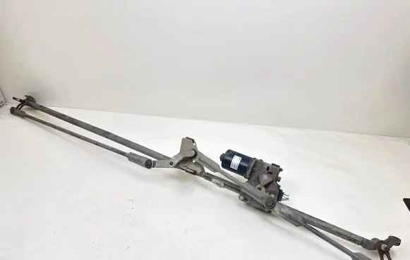 Citroen C4 II Front wiper linkage and motor W19436 3451B