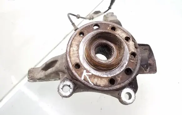 Opel Signum Front wheel hub spindle knuckle 13136698L