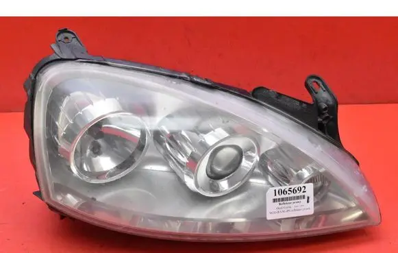 Opel Corsa C Headlight/headlamp 13100536