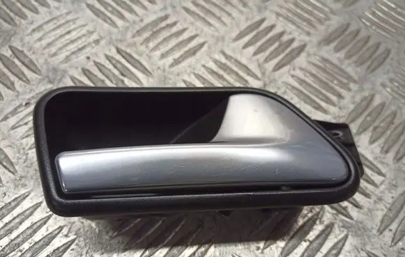 Volkswagen Touran I Rear door interior handle trim 1T0839114C