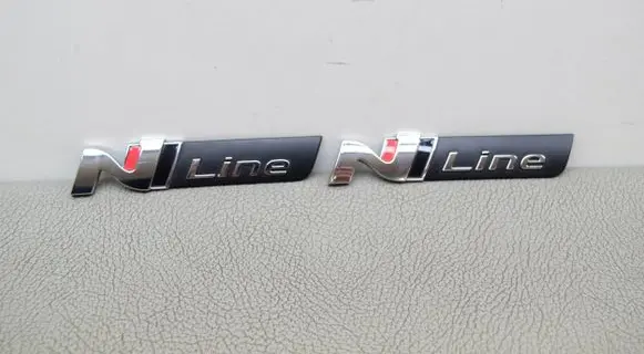 Hyundai i10 Manufacturer badge logo/emblem 