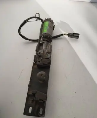 BMW 7 E38 Tailgate/trunk/boot lift motor 8352202