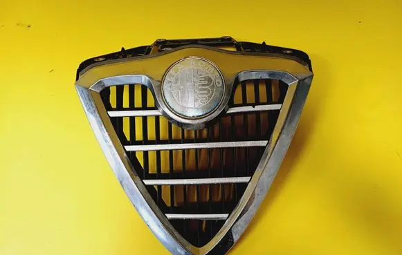 Alfa Romeo 156 Front grill 156017393