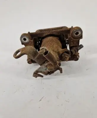 Mitsubishi Outlander Rear brake caliper 
