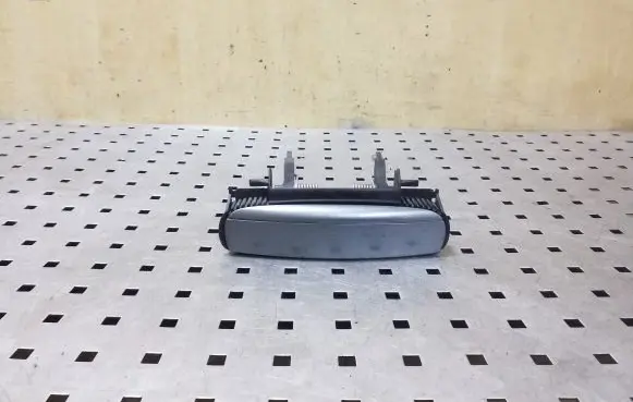 Audi A3 S3 8P Front door exterior handle 4B0839885