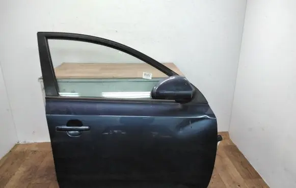KIA Ceed Front door