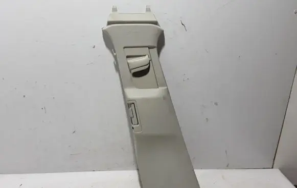 Volvo XC60 (B) pillar trim (top) 32132590