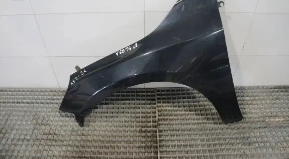 Volvo V60 Fender