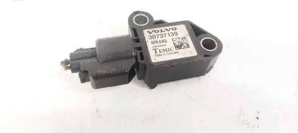 Volvo V50 Airbag deployment crash/impact sensor 30737139