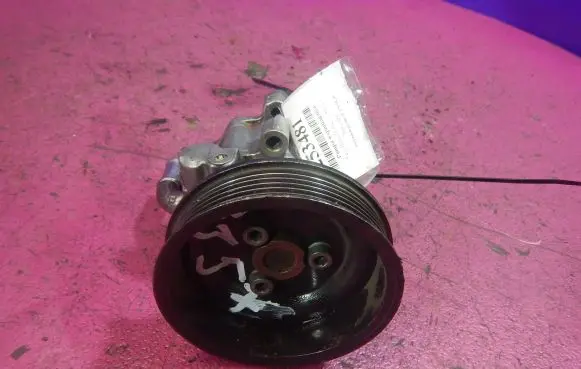 Seat Ibiza II (6k) Power steering pump 6N0422154F