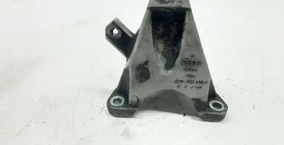 Skoda Superb B5 (3U) Engine mounting bracket 8E0199308J